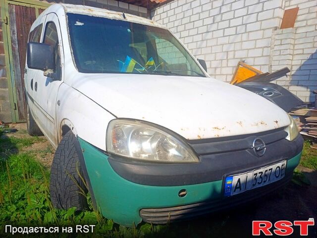 Білий Опель Комбо вант.-пас., об'ємом двигуна 1.7 л та пробігом 211 тис. км за 1350 $, фото 1 на Automoto.ua