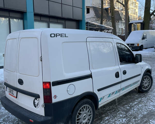 Білий Опель Комбо вант.-пас., об'ємом двигуна 1.3 л та пробігом 334 тис. км за 4000 $, фото 1 на Automoto.ua