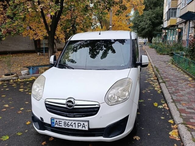 Білий Опель Комбо вант.-пас., об'ємом двигуна 1.25 л та пробігом 290 тис. км за 3300 $, фото 1 на Automoto.ua