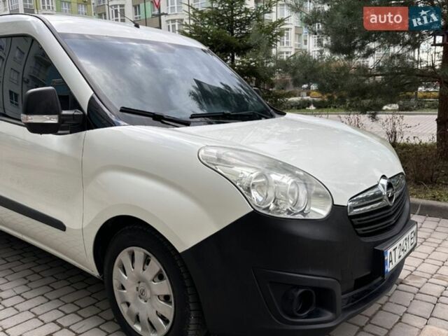 Білий Опель Комбо вант.-пас., об'ємом двигуна 1.6 л та пробігом 314 тис. км за 6400 $, фото 1 на Automoto.ua