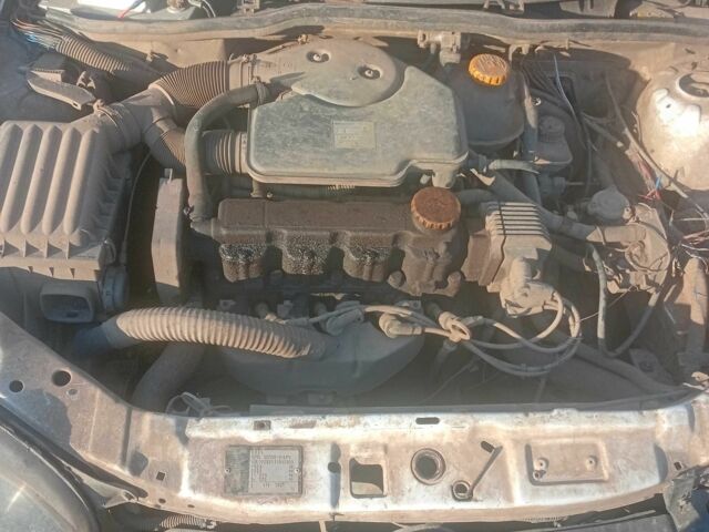 Білий Опель Комбо вант.-пас., об'ємом двигуна 0 л та пробігом 3 тис. км за 404 $, фото 1 на Automoto.ua