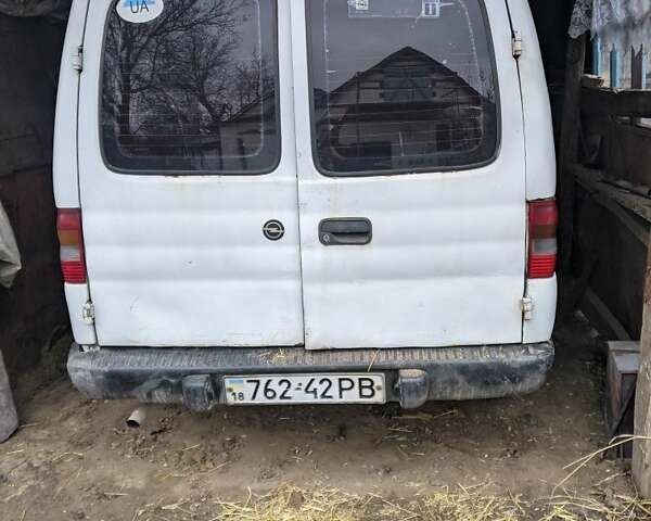 Білий Опель Комбо вант.-пас., об'ємом двигуна 1.7 л та пробігом 150 тис. км за 500 $, фото 1 на Automoto.ua