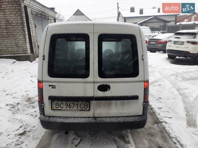 Белый Опель Комбо груз.-пасс., объемом двигателя 0 л и пробегом 300 тыс. км за 3300 $, фото 1 на Automoto.ua