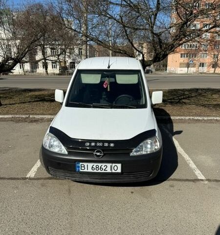 Білий Опель Комбо вант.-пас., об'ємом двигуна 1.25 л та пробігом 295 тис. км за 2950 $, фото 1 на Automoto.ua