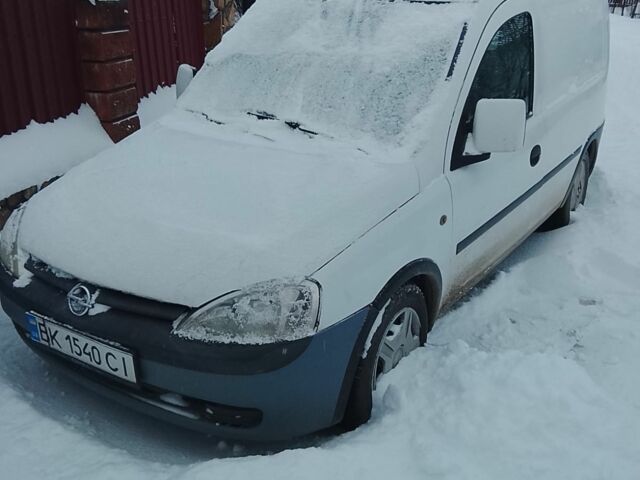 Белый Опель Комбо груз.-пасс., объемом двигателя 1.2 л и пробегом 3 тыс. км за 2400 $, фото 1 на Automoto.ua