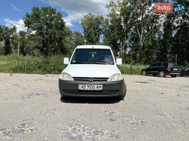 Білий Опель Комбо вант.-пас., об'ємом двигуна 1.69 л та пробігом 440 тис. км за 3400 $, фото 1 на Automoto.ua
