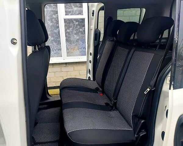 Білий Опель Комбо вант.-пас., об'ємом двигуна 1.6 л та пробігом 207 тис. км за 7600 $, фото 1 на Automoto.ua