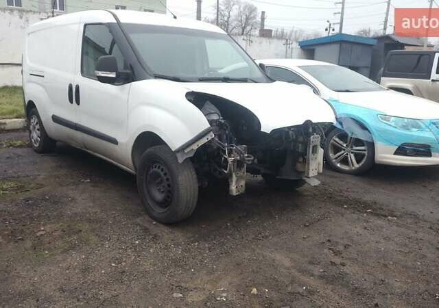 Белый Опель Комбо груз.-пасс., объемом двигателя 1.6 л и пробегом 200 тыс. км за 3100 $, фото 1 на Automoto.ua