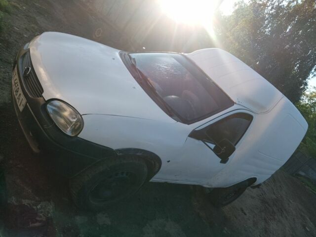 Белый Опель Комбо груз.-пасс., объемом двигателя 0 л и пробегом 1 тыс. км за 1000 $, фото 1 на Automoto.ua