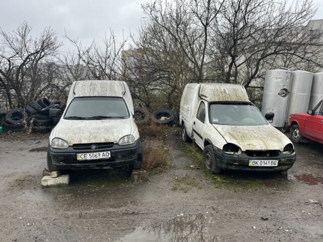 Білий Опель Комбо вант.-пас., об'ємом двигуна 0 л та пробігом 1000 тис. км за 1000 $, фото 1 на Automoto.ua