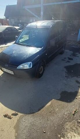 Чорний Опель Комбо вант.-пас., об'ємом двигуна 1.25 л та пробігом 277 тис. км за 2600 $, фото 1 на Automoto.ua