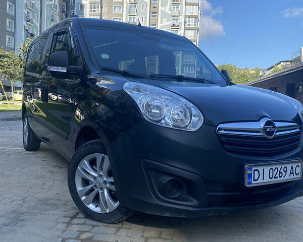 Черный Опель Комбо груз.-пасс., объемом двигателя 1.6 л и пробегом 288 тыс. км за 9499 $, фото 1 на Automoto.ua
