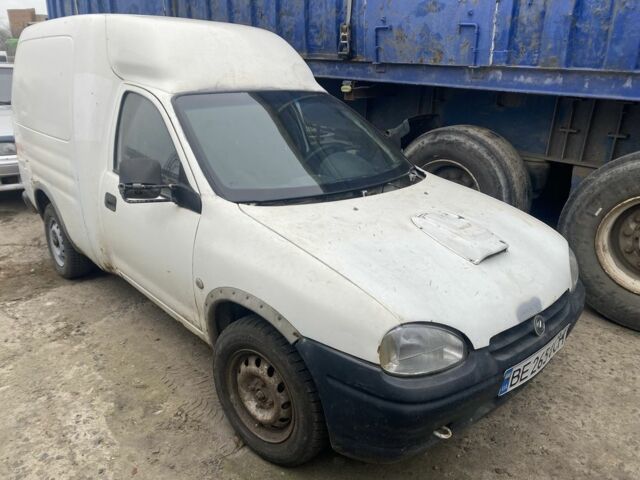 Чорний Опель Комбо вант.-пас., об'ємом двигуна 1.8 л та пробігом 111 тис. км за 850 $, фото 1 на Automoto.ua