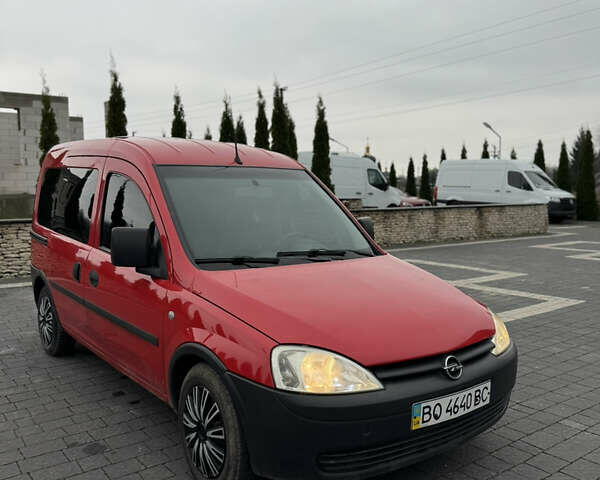 Червоний Опель Комбо вант.-пас., об'ємом двигуна 1.7 л та пробігом 280 тис. км за 4500 $, фото 1 на Automoto.ua