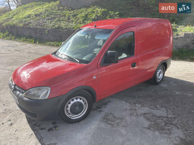 Опель Комбо вант.-пас. 2005 у Остоге на Automoto.ua Червоний Опель Комбо вант.-пас., об'ємом двигуна 1.3 л та пробігом 280 тис. км за 3000 $, фото 1 на Automoto.ua
