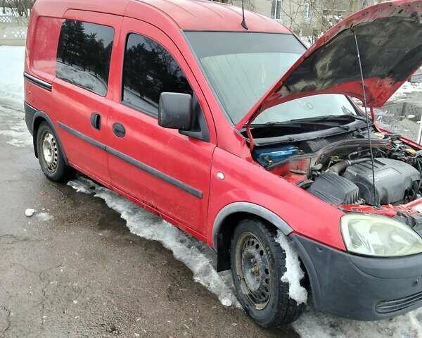 Червоний Опель Комбо вант.-пас., об'ємом двигуна 1.3 л та пробігом 270 тис. км за 3600 $, фото 1 на Automoto.ua