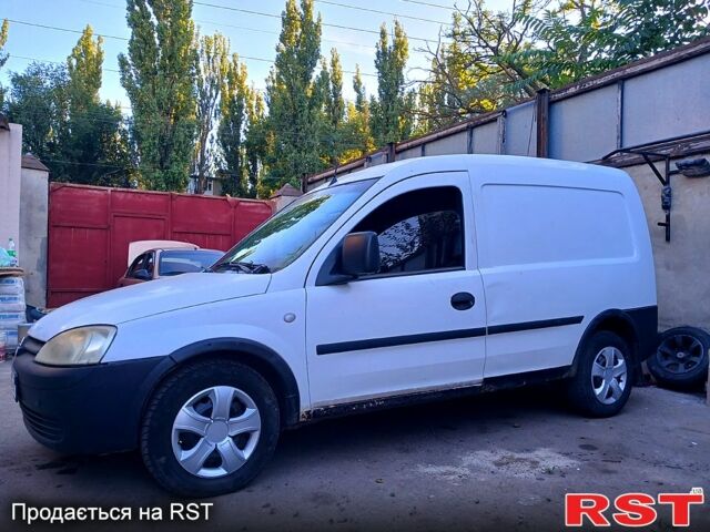 Опель Комбо вант.-пас., об'ємом двигуна 13 л та пробігом 400 тис. км за 2400 $, фото 1 на Automoto.ua