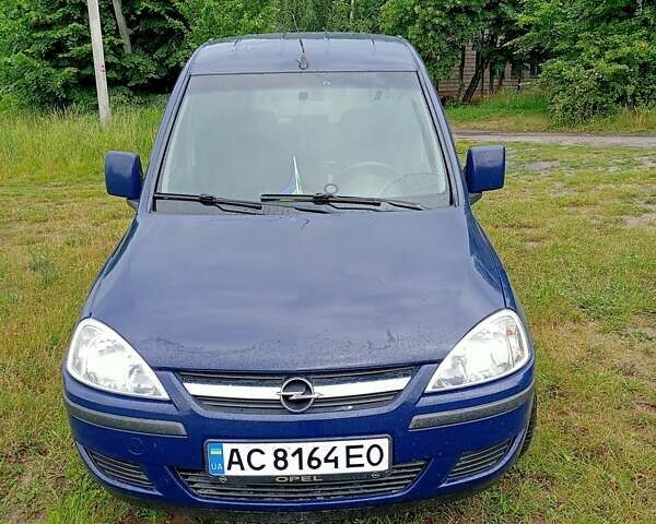 Опель Комбо груз.-пасс., объемом двигателя 1.6 л и пробегом 260 тыс. км за 3800 $, фото 1 на Automoto.ua