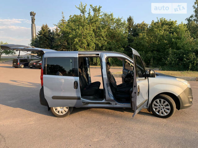 Опель Комбо вант.-пас. 2012 у Житомирі на Automoto.ua Опель Комбо вант.-пас., об'ємом двигуна 1.4 л та пробігом 180 тис. км за 6200 $, фото 1 на Automoto.ua