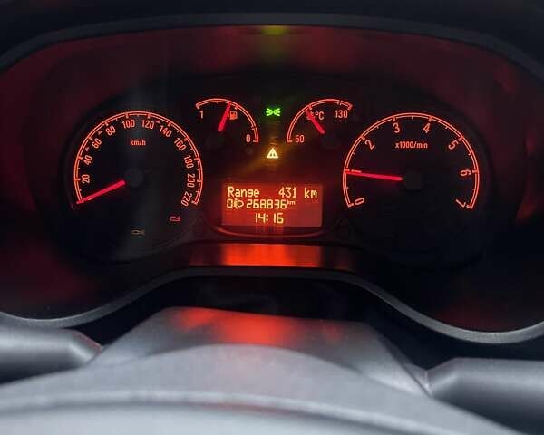 Серый Опель Комбо груз.-пасс., объемом двигателя 1.3 л и пробегом 268 тыс. км за 5200 $, фото 1 на Automoto.ua