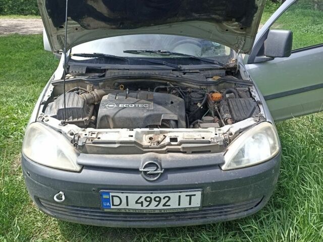 Серый Опель Комбо груз.-пасс., объемом двигателя 1.2 л и пробегом 354 тыс. км за 2500 $, фото 1 на Automoto.ua