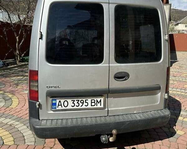 Сірий Опель Комбо вант.-пас., об'ємом двигуна 1.2 л та пробігом 400 тис. км за 3200 $, фото 1 на Automoto.ua
