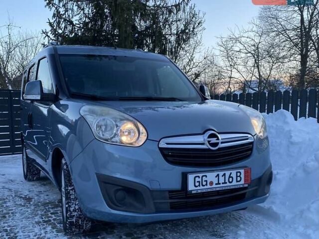 Синій Опель Комбо вант.-пас., об'ємом двигуна 1.6 л та пробігом 172 тис. км за 9500 $, фото 1 на Automoto.ua