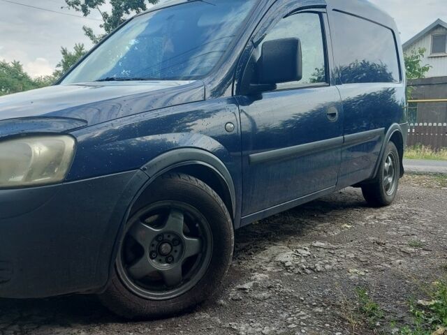 Синій Опель Комбо вант.-пас., об'ємом двигуна 1.3 л та пробігом 35 тис. км за 4300 $, фото 1 на Automoto.ua