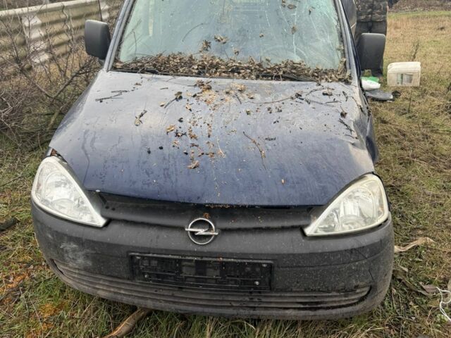 Синій Опель Комбо вант.-пас., об'ємом двигуна 0 л та пробігом 250 тис. км за 500 $, фото 1 на Automoto.ua