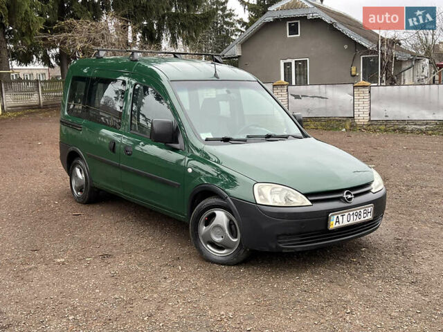 Зеленый Опель Комбо груз.-пасс., объемом двигателя 1.3 л и пробегом 300 тыс. км за 3450 $, фото 1 на Automoto.ua