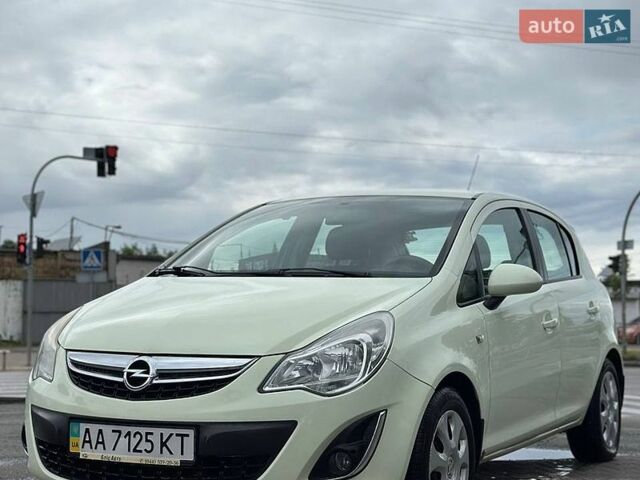 Білий Опель Корса, об'ємом двигуна 0 л та пробігом 158 тис. км за 5500 $, фото 1 на Automoto.ua