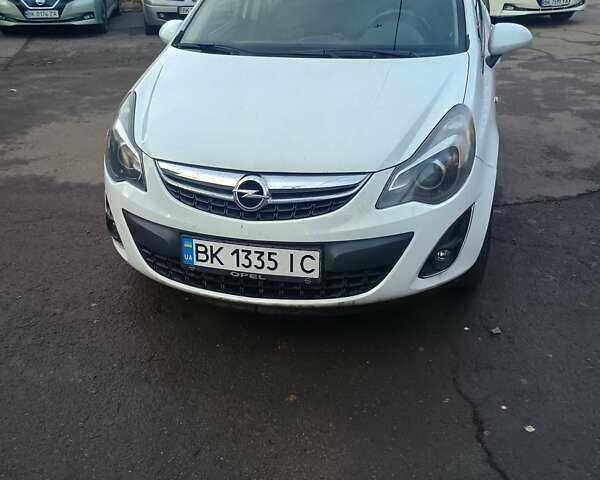 Белый Опель Корса, объемом двигателя 1.4 л и пробегом 248 тыс. км за 6980 $, фото 1 на Automoto.ua