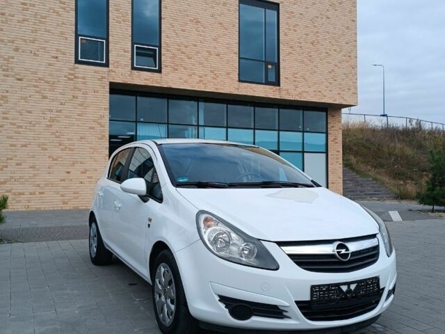 Опель Корса 2011 у Хмельницькому на Automoto.ua Білий Опель Корса, об'ємом двигуна 1.3 л та пробігом 207 тис. км за 5700 $, фото 1 на Automoto.ua