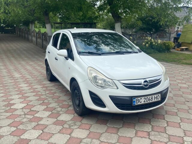 Білий Опель Корса, об'ємом двигуна 1.2 л та пробігом 1 тис. км за 5500 $, фото 1 на Automoto.ua