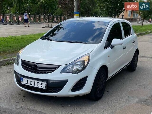 Белый Опель Корса, объемом двигателя 1.2 л и пробегом 199 тыс. км за 4350 $, фото 1 на Automoto.ua