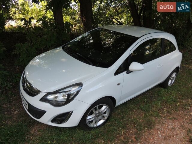 Білий Опель Корса, об'ємом двигуна 1.23 л та пробігом 94 тис. км за 5800 $, фото 1 на Automoto.ua