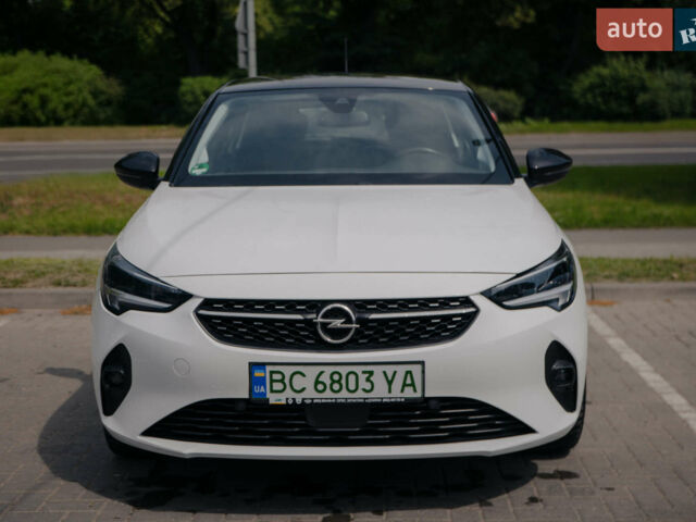 Білий Опель Корса, об'ємом двигуна 0 л та пробігом 35 тис. км за 13500 $, фото 1 на Automoto.ua
