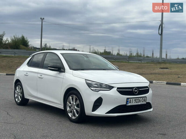 Білий Опель Корса, об'ємом двигуна 1.2 л та пробігом 44 тис. км за 13800 $, фото 1 на Automoto.ua
