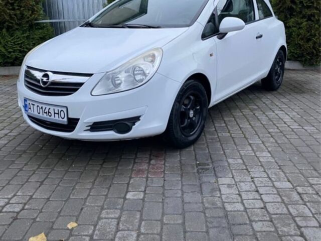 Білий Опель Корса, об'ємом двигуна 1.2 л та пробігом 242 тис. км за 3999 $, фото 1 на Automoto.ua