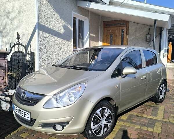 Бежевый Опель Корса, объемом двигателя 1.23 л и пробегом 215 тыс. км за 4950 $, фото 1 на Automoto.ua