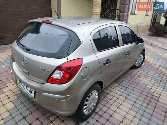 Бежевый Опель Корса, объемом двигателя 1.23 л и пробегом 140 тыс. км за 3000 $, фото 1 на Automoto.ua