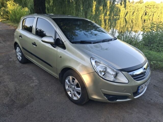 Бежевий Опель Корса, об'ємом двигуна 1.2 л та пробігом 141 тис. км за 5555 $, фото 1 на Automoto.ua