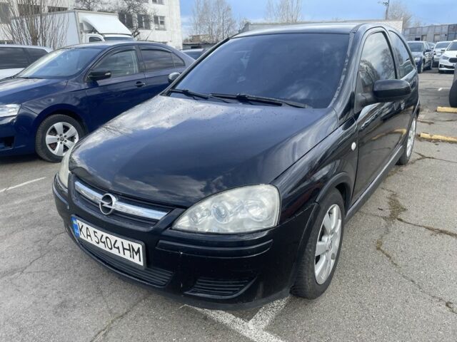 Черный Опель Корса, объемом двигателя 1.2 л и пробегом 245 тыс. км за 2200 $, фото 1 на Automoto.ua