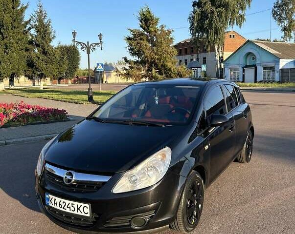 Черный Опель Корса, объемом двигателя 1.25 л и пробегом 259 тыс. км за 4500 $, фото 1 на Automoto.ua