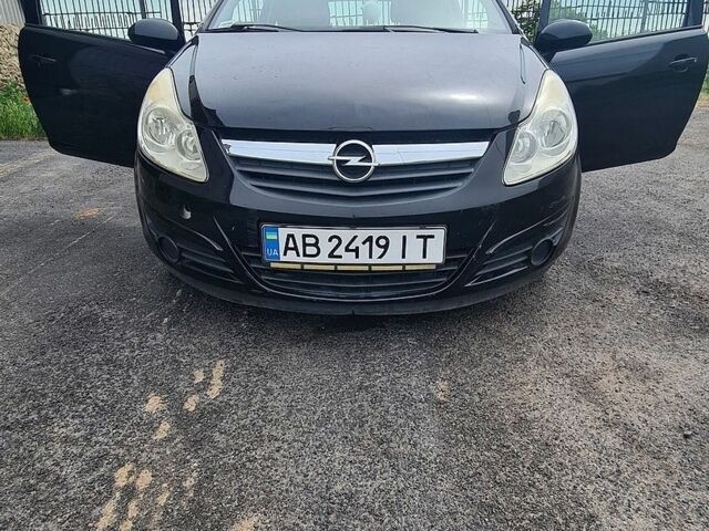 Чорний Опель Корса, об'ємом двигуна 1 л та пробігом 158 тис. км за 3600 $, фото 1 на Automoto.ua
