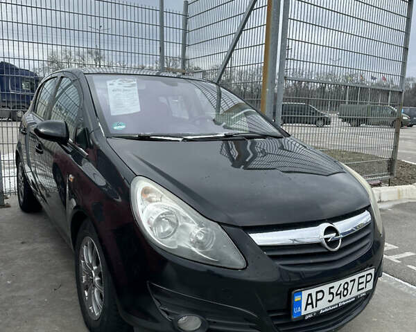 Черный Опель Корса, объемом двигателя 1.36 л и пробегом 228 тыс. км за 4500 $, фото 1 на Automoto.ua