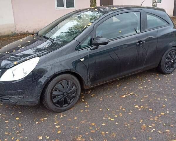 Опель Корса 2008 в Кегичевке на Automoto.ua Черный Опель Корса, объемом двигателя 1.23 л и пробегом 285 тыс. км за 3700 $, фото 1 на Automoto.ua