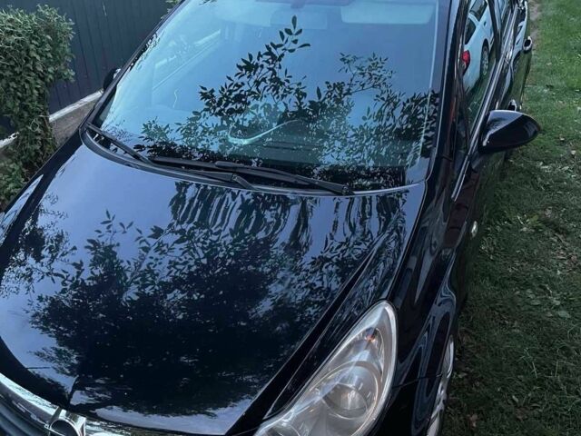 Чорний Опель Корса, об'ємом двигуна 0 л та пробігом 240 тис. км за 4000 $, фото 1 на Automoto.ua