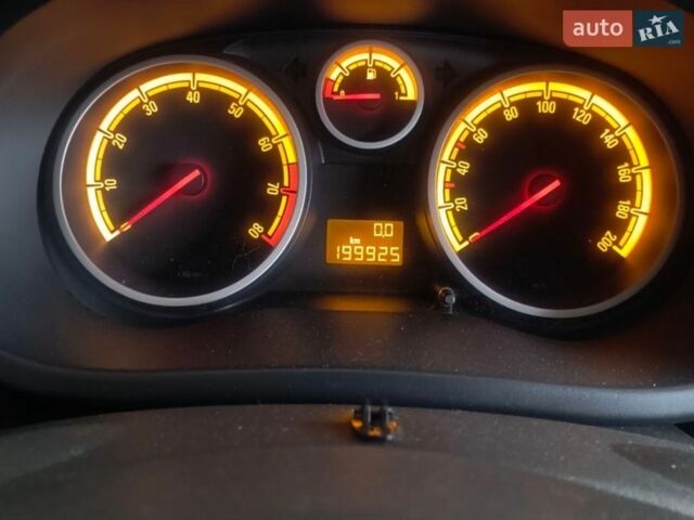 Черный Опель Корса, объемом двигателя 1.2 л и пробегом 199 тыс. км за 2500 $, фото 1 на Automoto.ua