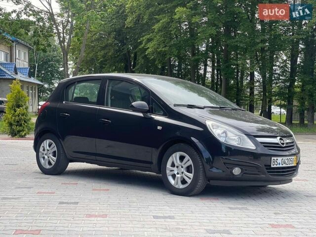 Черный Опель Корса, объемом двигателя 1.3 л и пробегом 204 тыс. км за 4950 $, фото 1 на Automoto.ua
